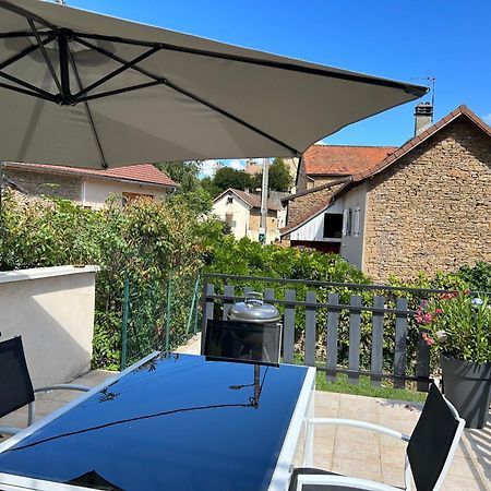 Les Glycines Hieres-Sur-Amby Exterior foto